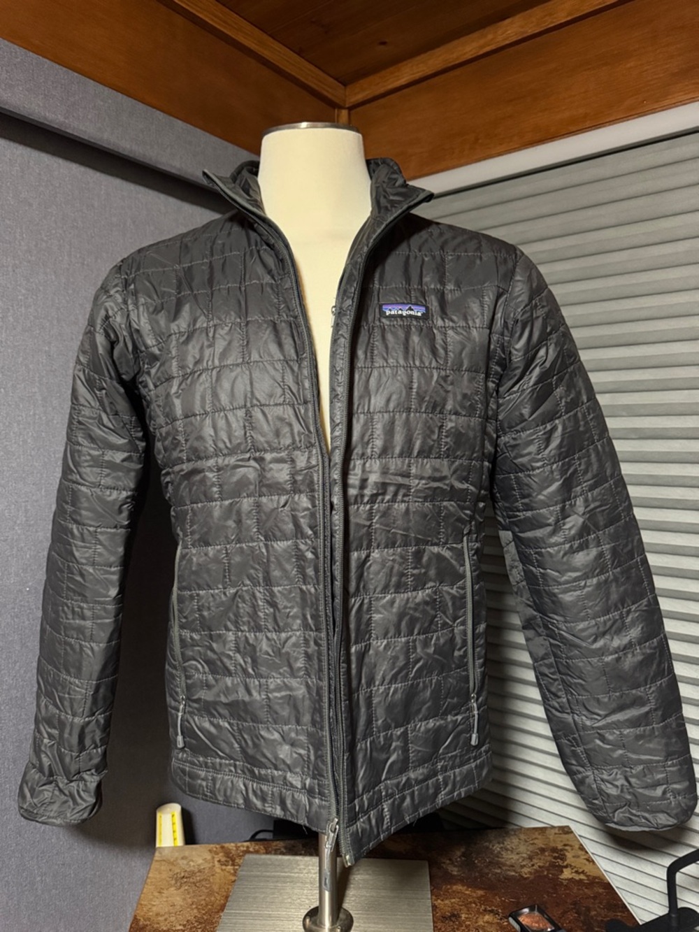 Patagonia Men’s Quilted Puffer Jacket - Black